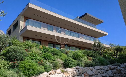 Apartment in Monte Maderno, Toscolano, Lombardy 1