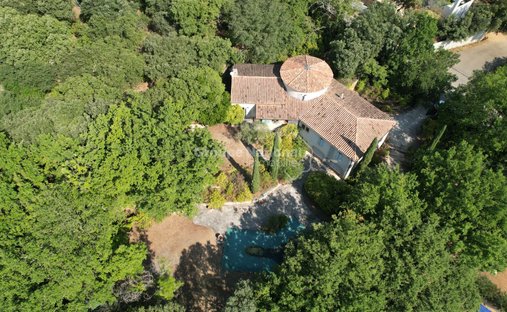 House in Piolenc, Provence-Alpes-Côte d'Azur, France 1