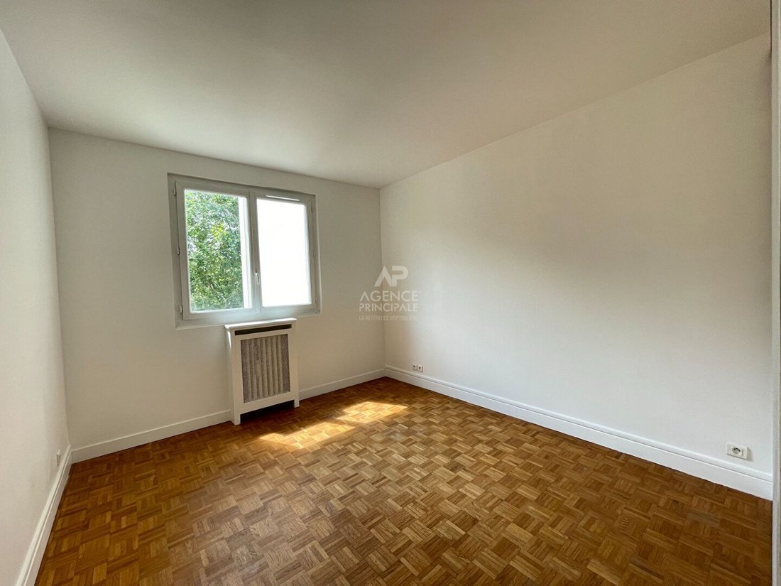 Apartment in Les Arcades, Viroflay, France 3 - 16711283