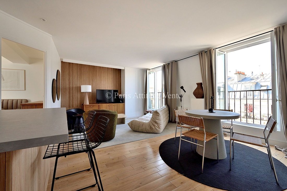 Apartment in Palais Royal, Paris 1er Arrondissement, Paris 3 - 17255375