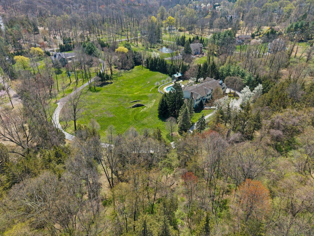 House in Far Hills, New Jersey, United States 2 - 17259270