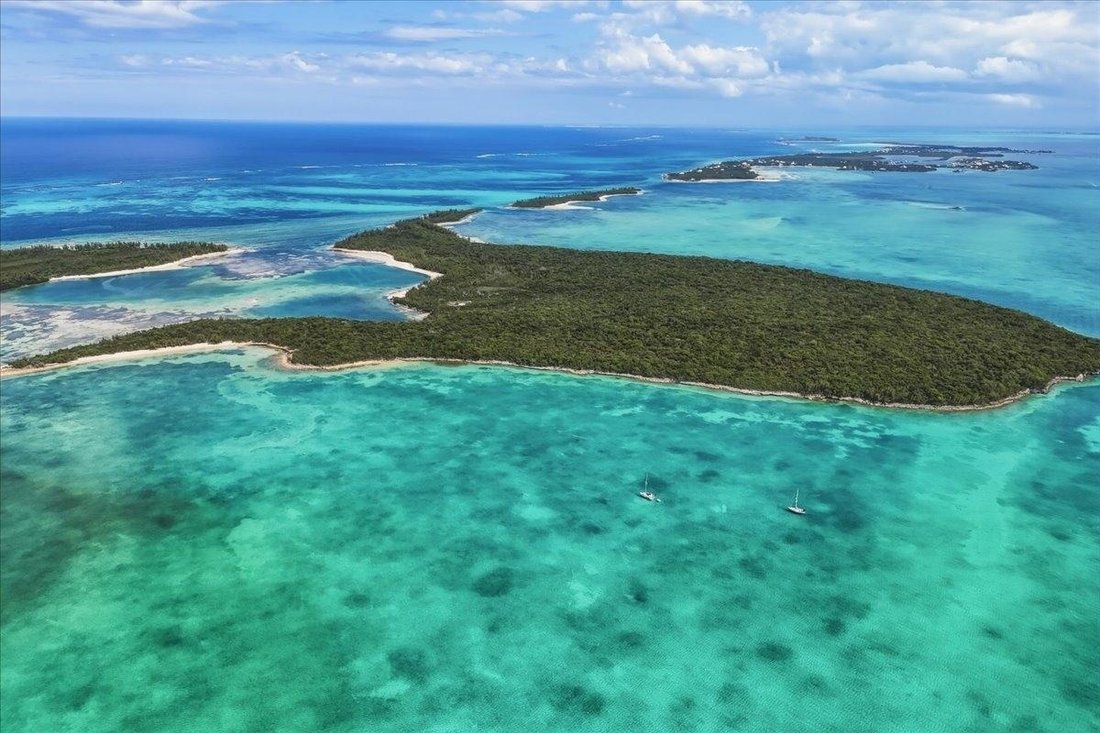 Private Island in Blackwood Village, North Abaco, The Bahamas 2 - 17930421