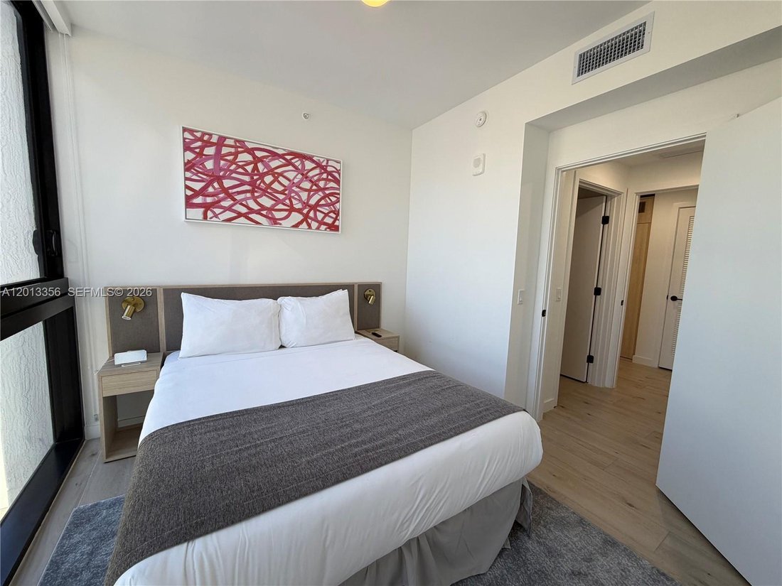 Condo in Miami, Florida, United States 4 - 17919872