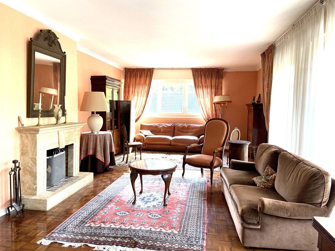 Apartment in Marly-le-Roi, Ile-de-France, France 3 - 16099350