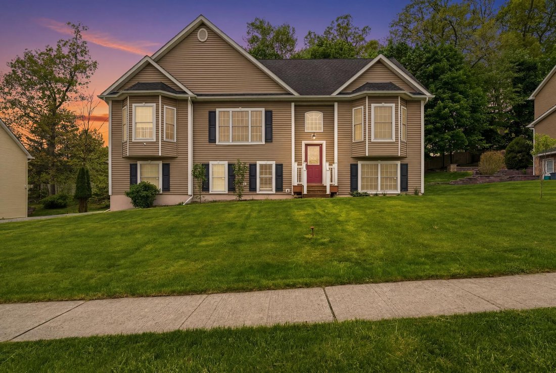House in Monroe, New York, United States 1 - 17930909