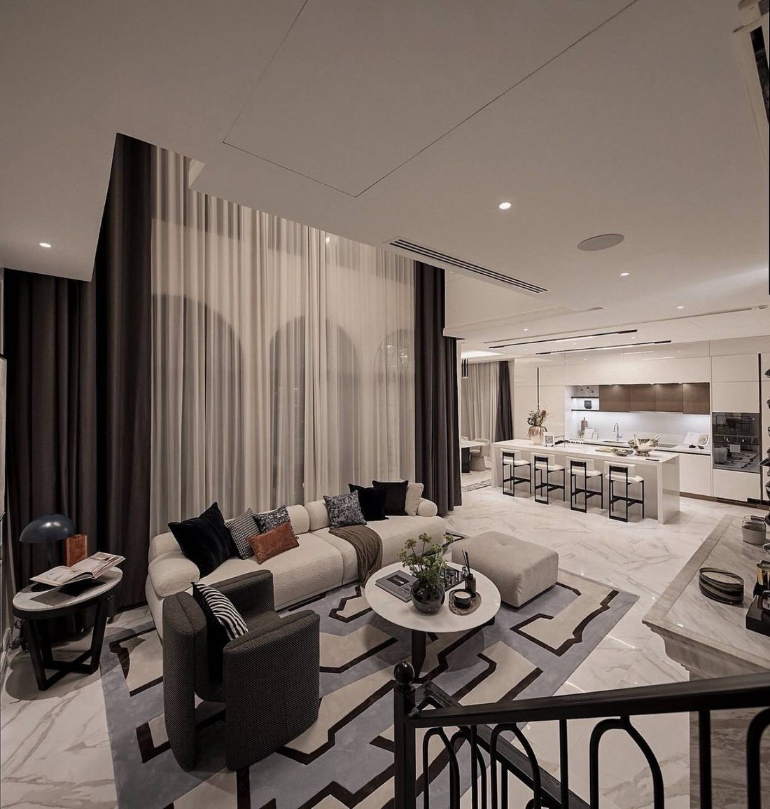 Condo in Phra Khanong Nuea, Bangkok, Thailand 1 - 17932717