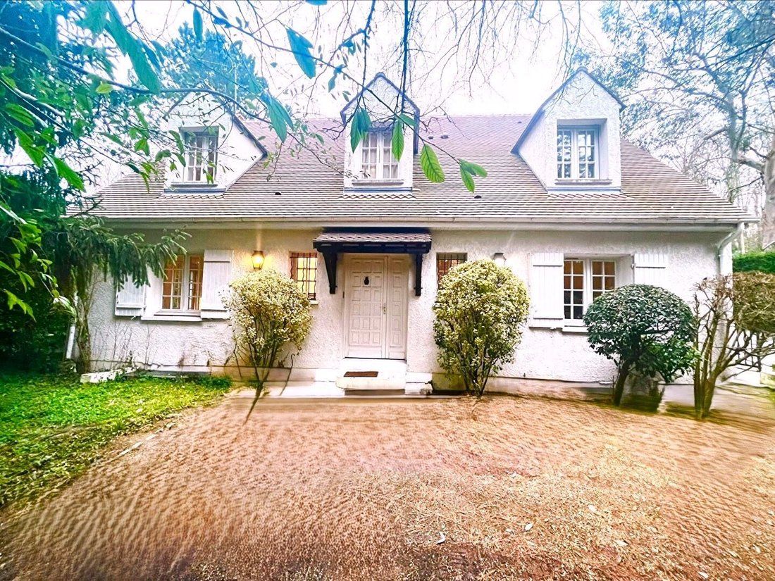 House in L'Étang-la-Ville, Ile-de-France, France 1 - 16099731