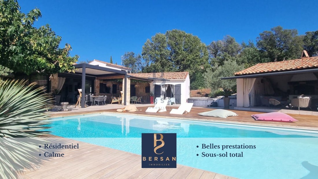 Villa in Exterieurs, Frejus, France 1 - 17103986