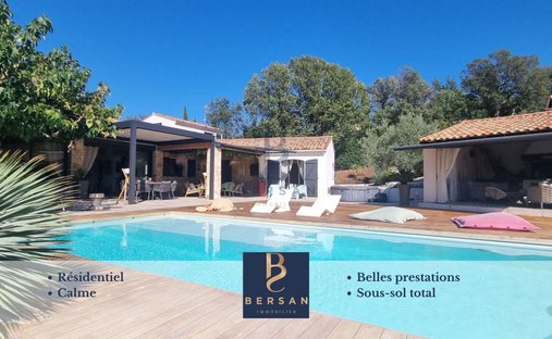 Villa in Exterieurs, Frejus, France 1