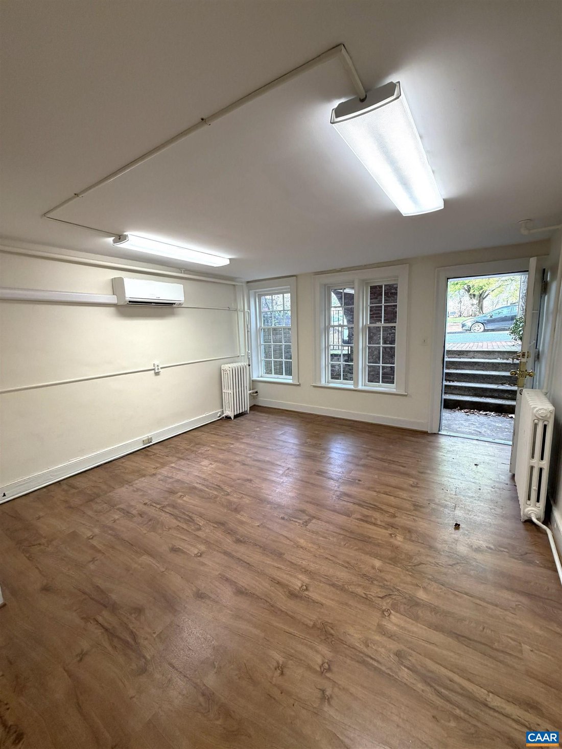 House in Charlottesville, Virginia, United States 2 - 17933389