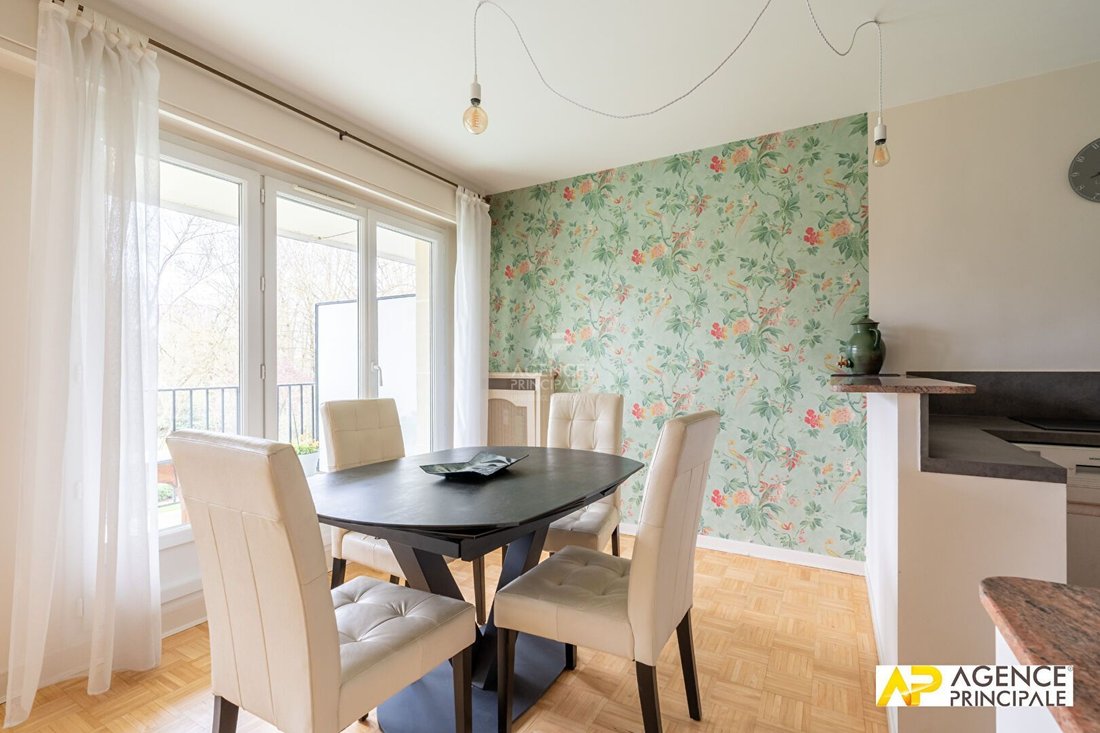 Apartment in Napoleon, Maisons-Laffitte, France 3 - 17557802