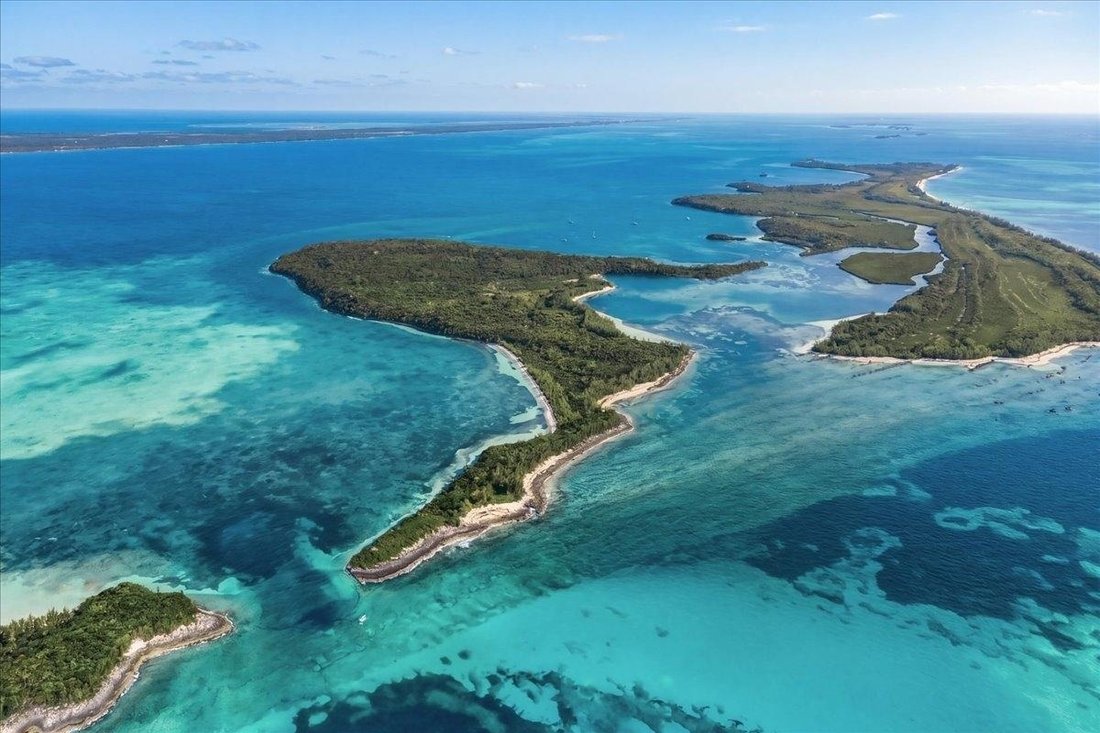 Private Island in Blackwood Village, North Abaco, The Bahamas 3 - 17930421
