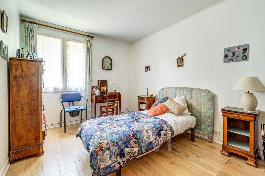 House in Napoleon, Maisons-Laffitte, France 5 - 16066062