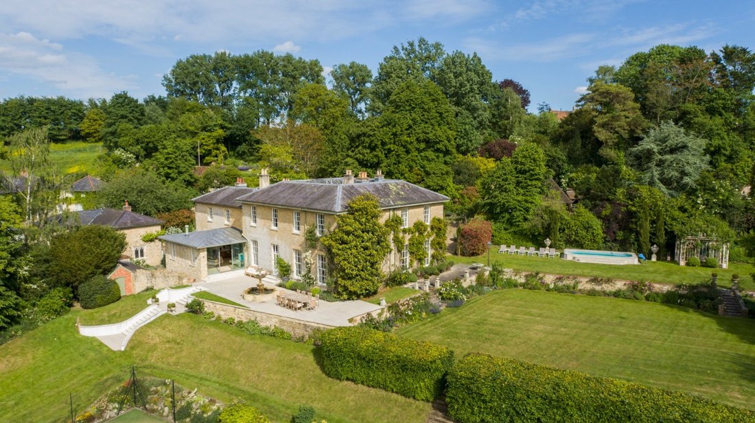 House in Dorset, England 1 - 17933576