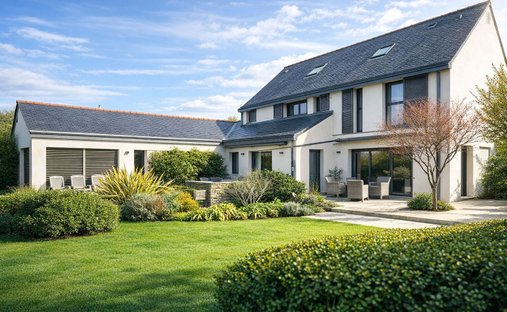 House in Saint-Briac-sur-Mer, Brittany, France 1