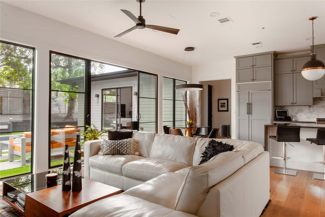 House in Austin, Texas, United States 5 - 17939306