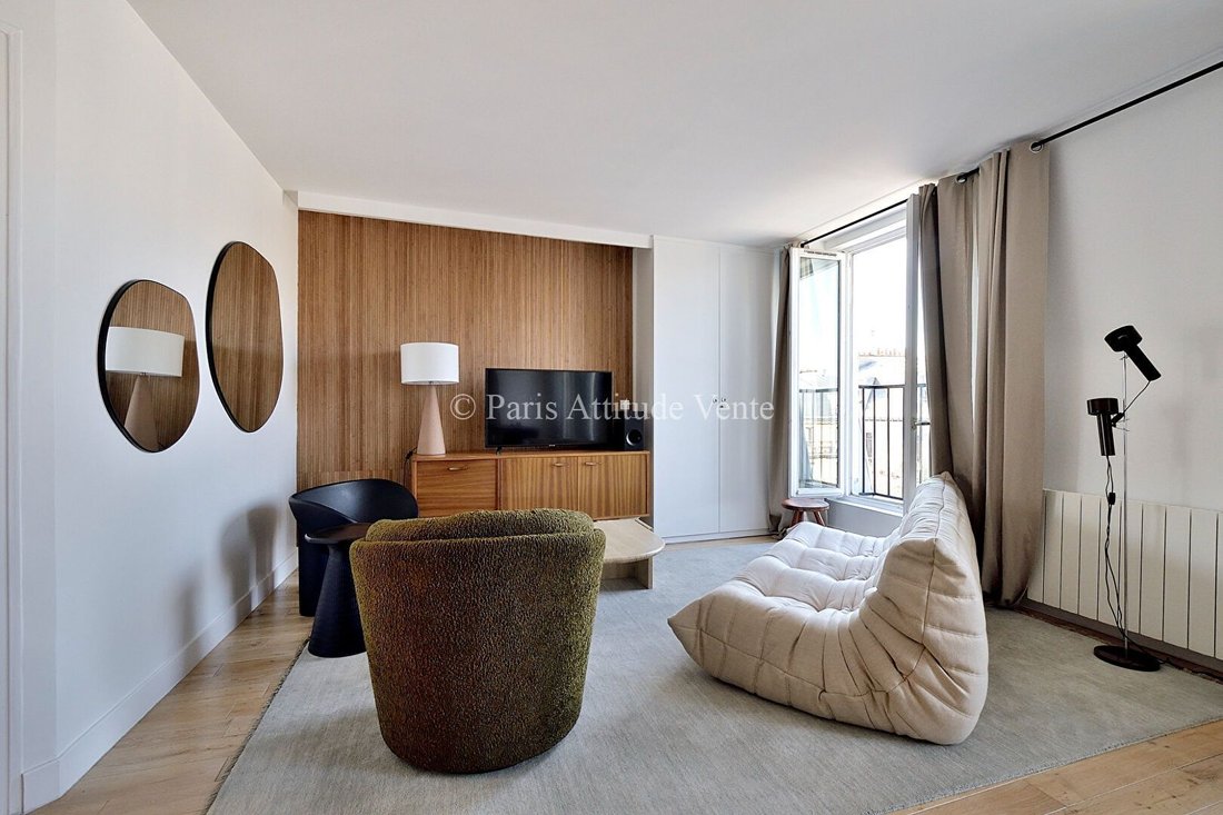 Apartment in Palais Royal, Paris 1er Arrondissement, Paris 5 - 17255375