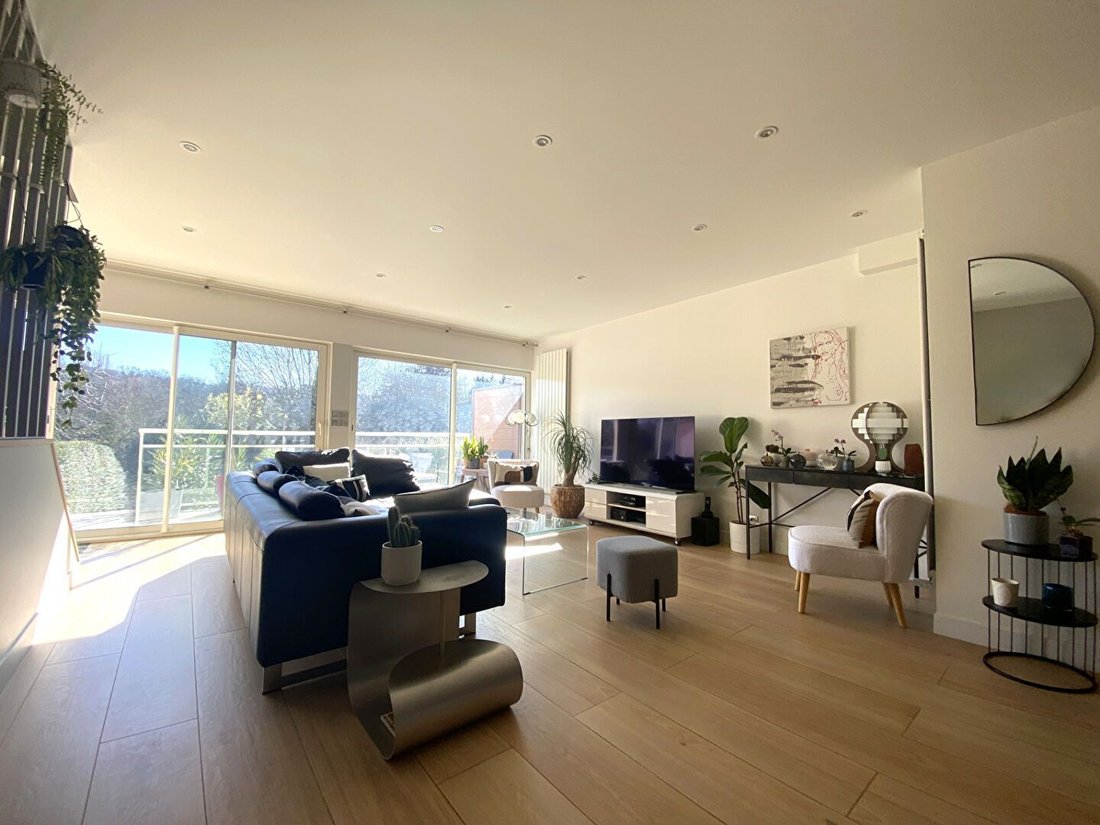House in Marly-le-Roi, Ile-de-France, France 1 - 17383829