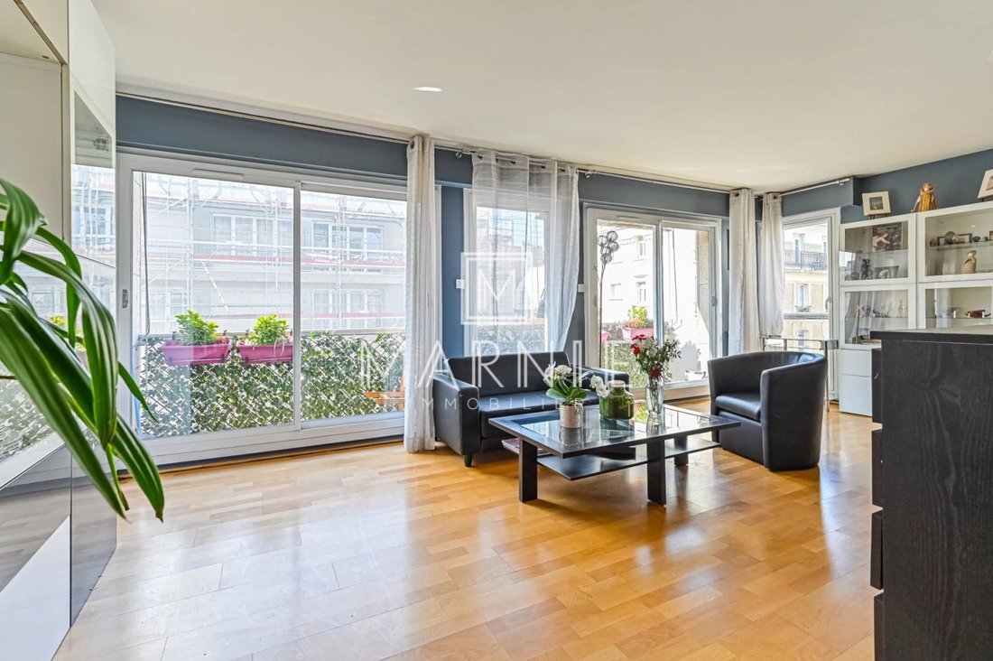 Apartment in Saint Lambert, Paris 15e Arrondissement, Paris 2 - 17552673