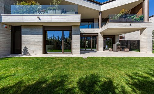 Villa a Burago di Molgora, Lombardia, Italia 1