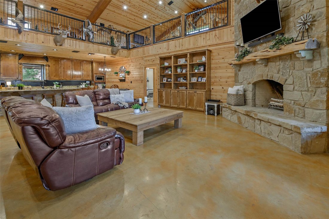 House in Caldwell, Texas, United States 5 - 17934257