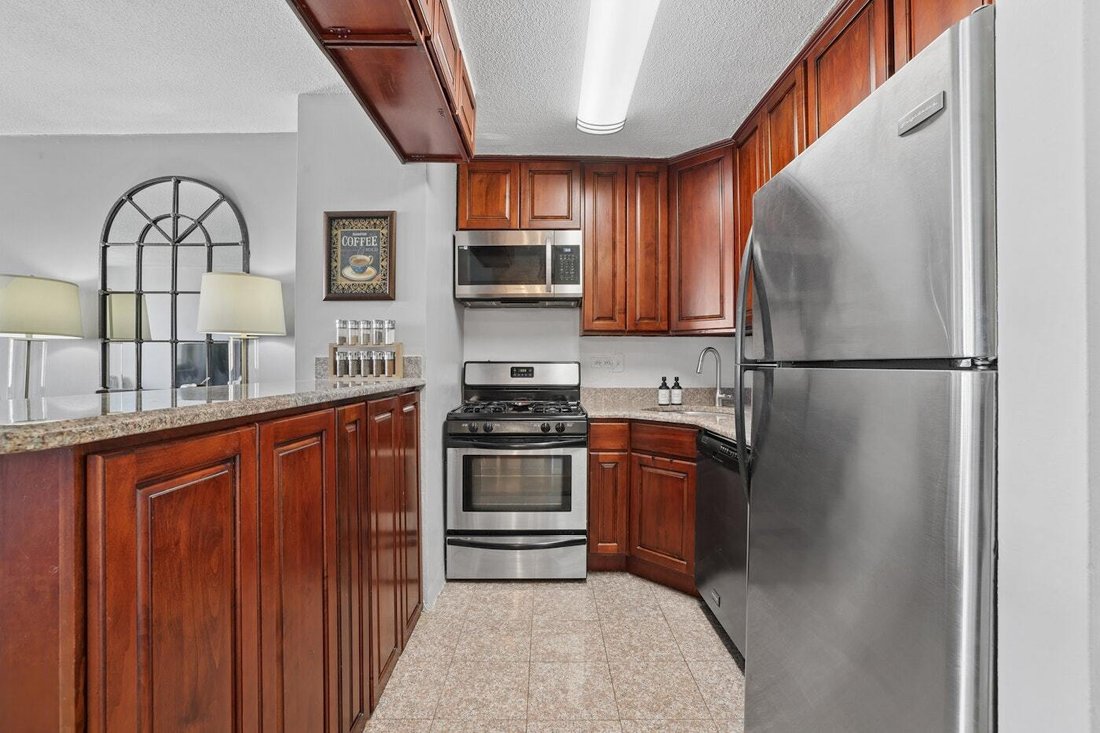Co Op in New York, New York, United States 3 - 17758955