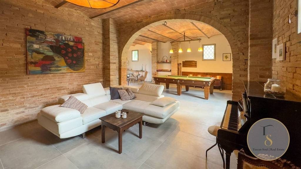 Country House in Montalcino, Tuscany, Italy 4 - 17942436