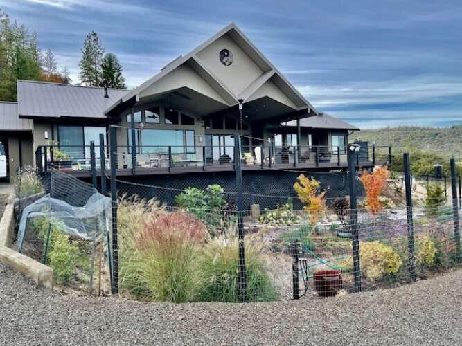 House in Eagle Point, Oregon, United States 1 - 17933497