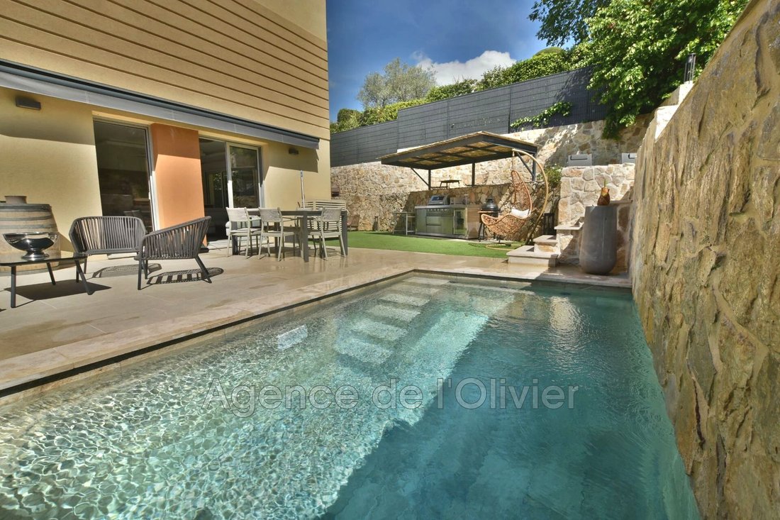 Villa in Valbonne, Provence-Alpes-Côte d'Azur, France 4 - 17929468