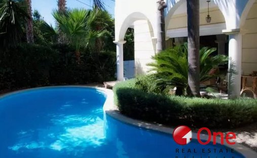 Casa in South Athens, Attica, Grecia 1