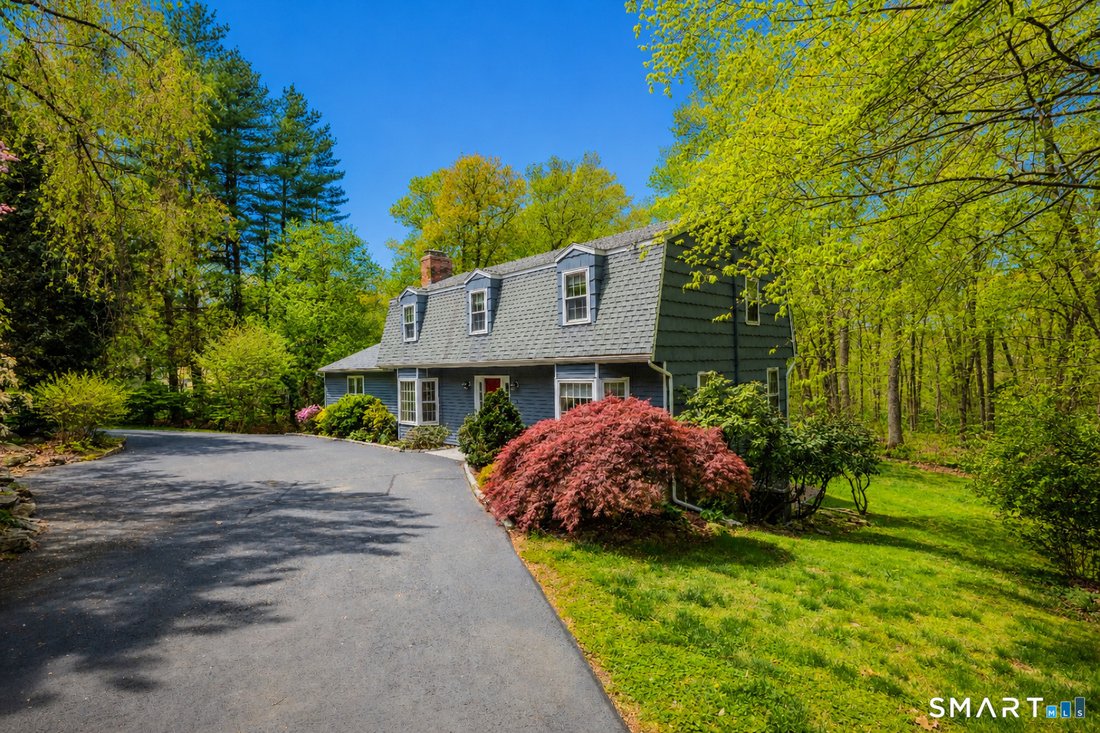 House in Monroe, Connecticut, United States 2 - 17936772