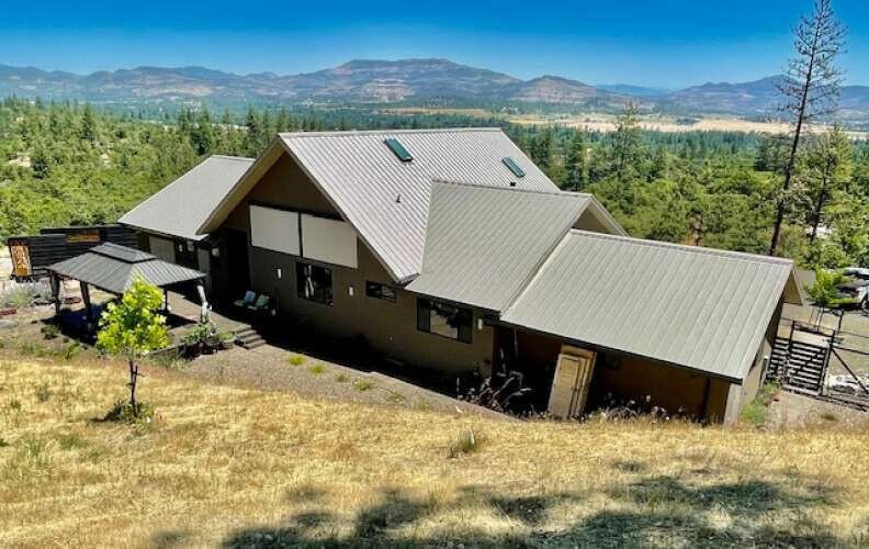 House in Eagle Point, Oregon, United States 3 - 17933497
