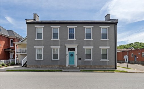 House in Wellsburg, West Virginia, United States 1