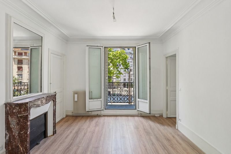 Apartment in Bois de Boulogne, Paris 16e Arrondissement, Paris 4 - 16079462