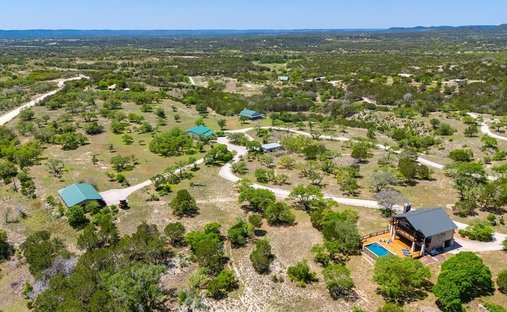 House in Pipe Creek, Texas, United States 1