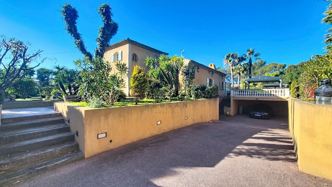 Villa in Le Dramont-Agay-Anthéor-Le Trayas, Saint-Raphaël, France 3 - 16947664