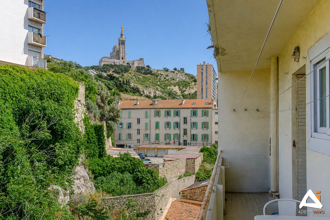 Apartment in Endoume, 7e Arrondissement, Marseille 3 - 17935113