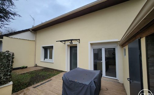 House in Fontenay-sous-Bois, Ile-de-France, France 1