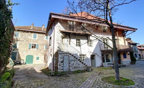 House in Nernier, Auvergne-Rhône-Alpes, France 1