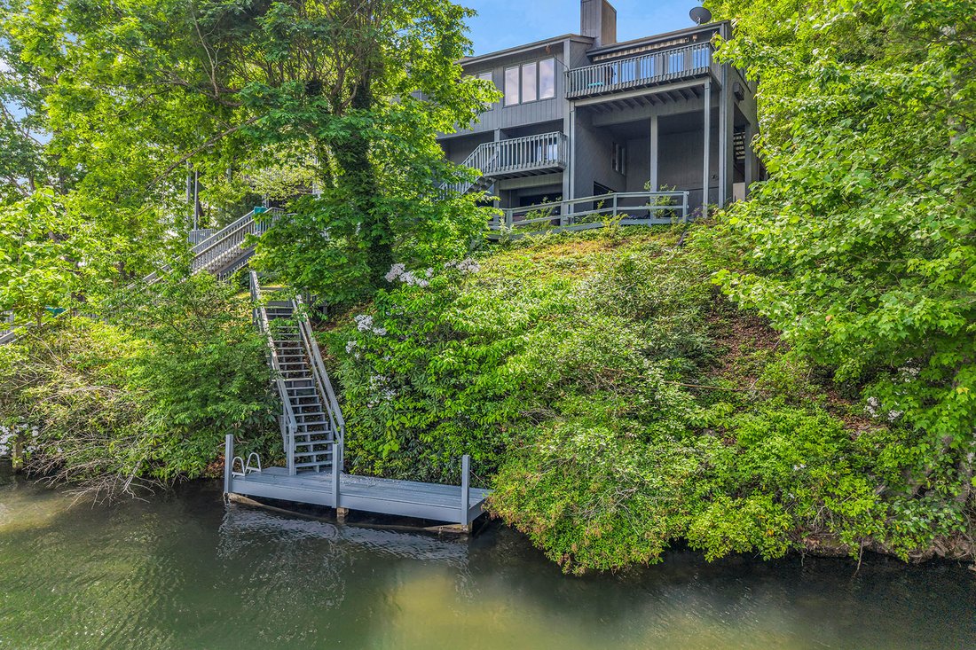 House in Lake Lure, North Carolina, United States 2 - 17902251
