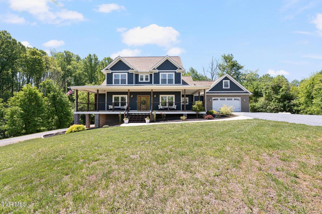 House in Elizabethton, Tennessee, United States 4 - 17945405