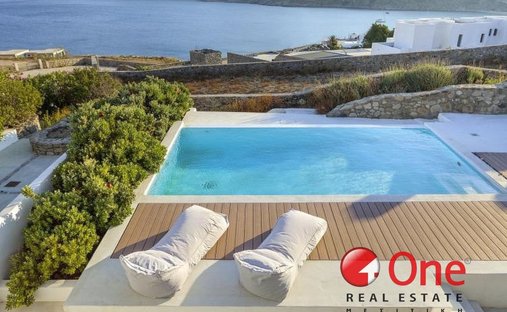 House in Ano Mera Community, Aegean, Greece 1