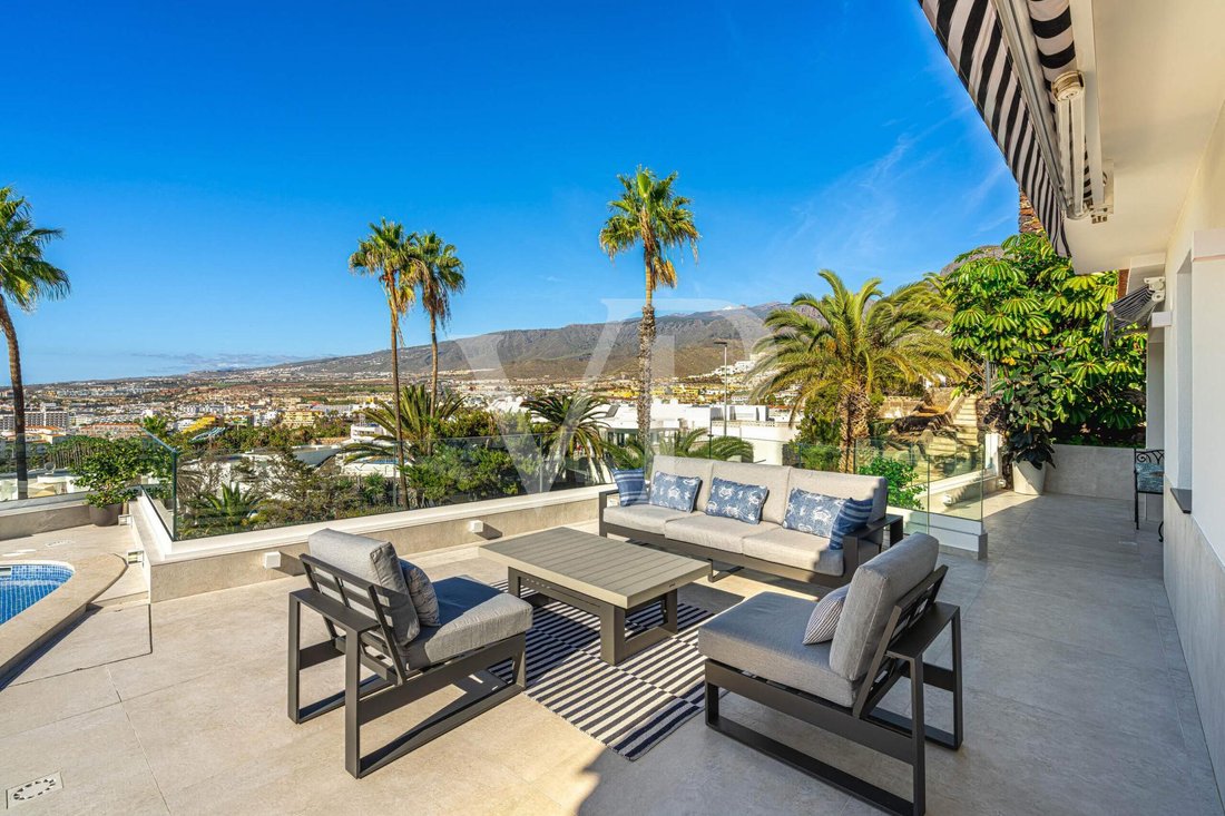 Villa in Costa Adeje, Adeje, Canary Islands 3 - 17927767