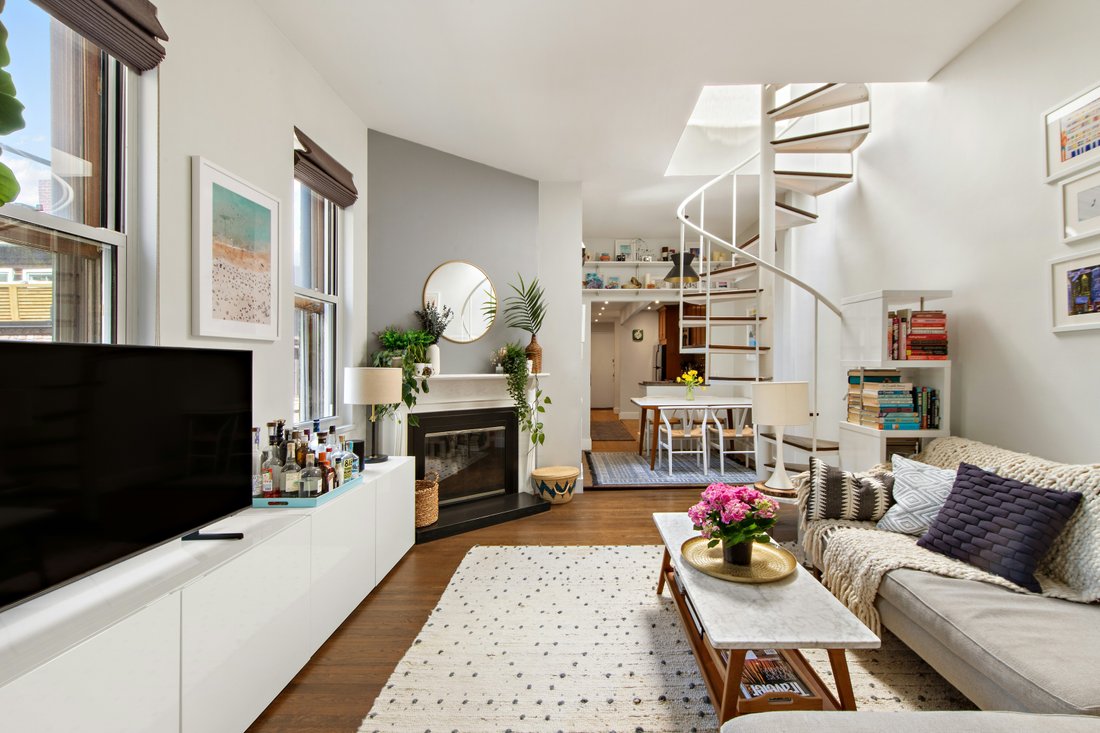 Co Op in New York, New York, United States 3 - 17854598