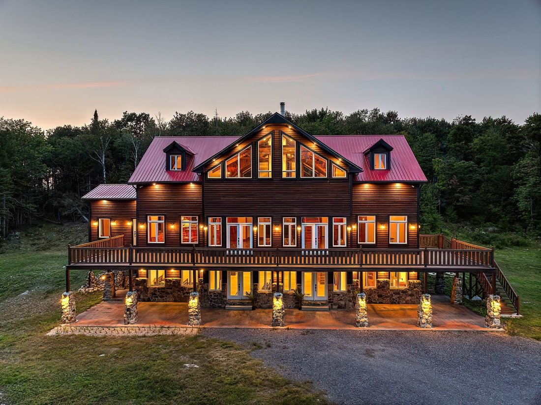 House in Saint-Calixte, Quebec, Quebec, Canada 1 - 17942806