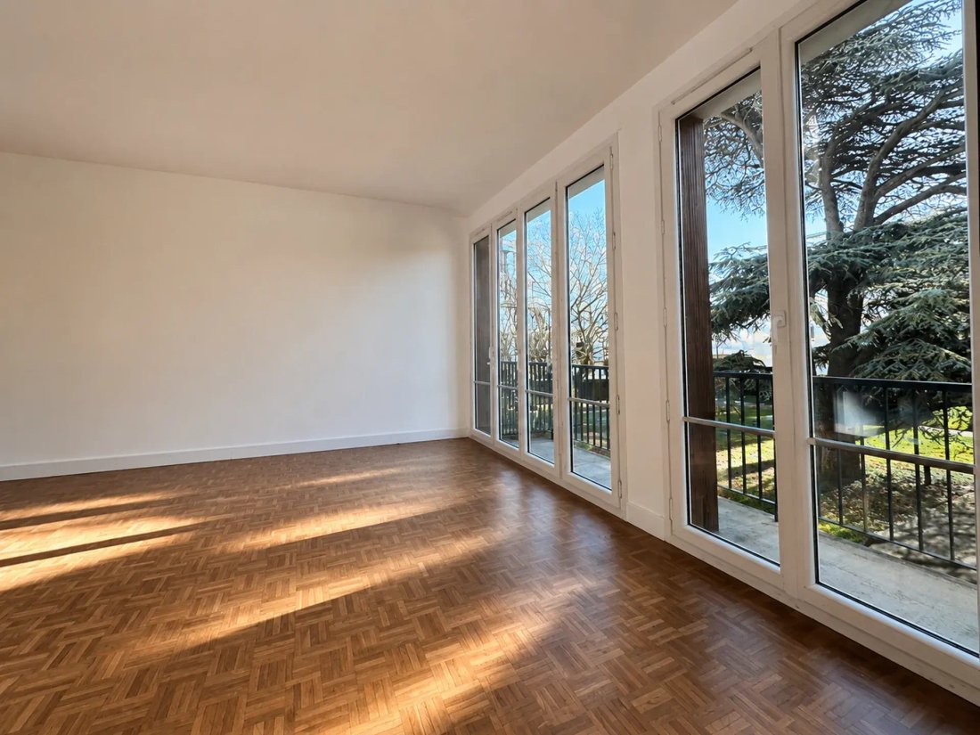 Apartment in Forêt, Saint-Germain-en-Laye, France 3 - 16766642