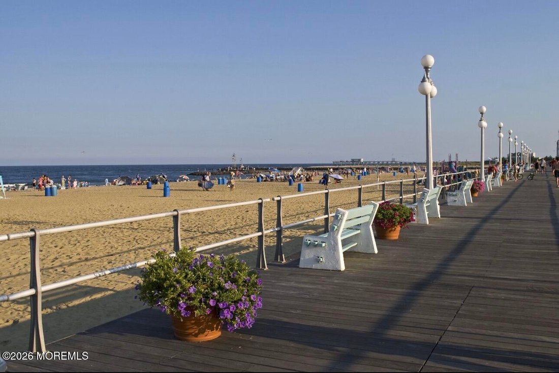 House in Avon-by-the-Sea, New Jersey, United States 1 - 17945499