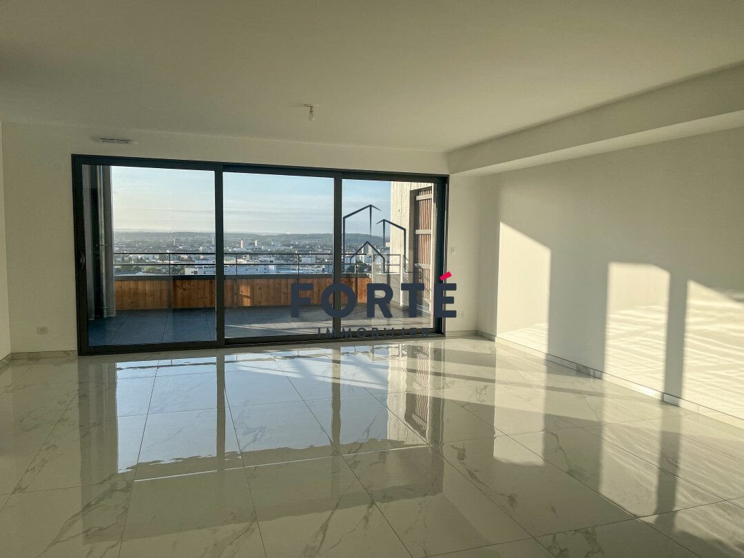 Apartment in Centre Ville, Thionville, France 5 - 17945072