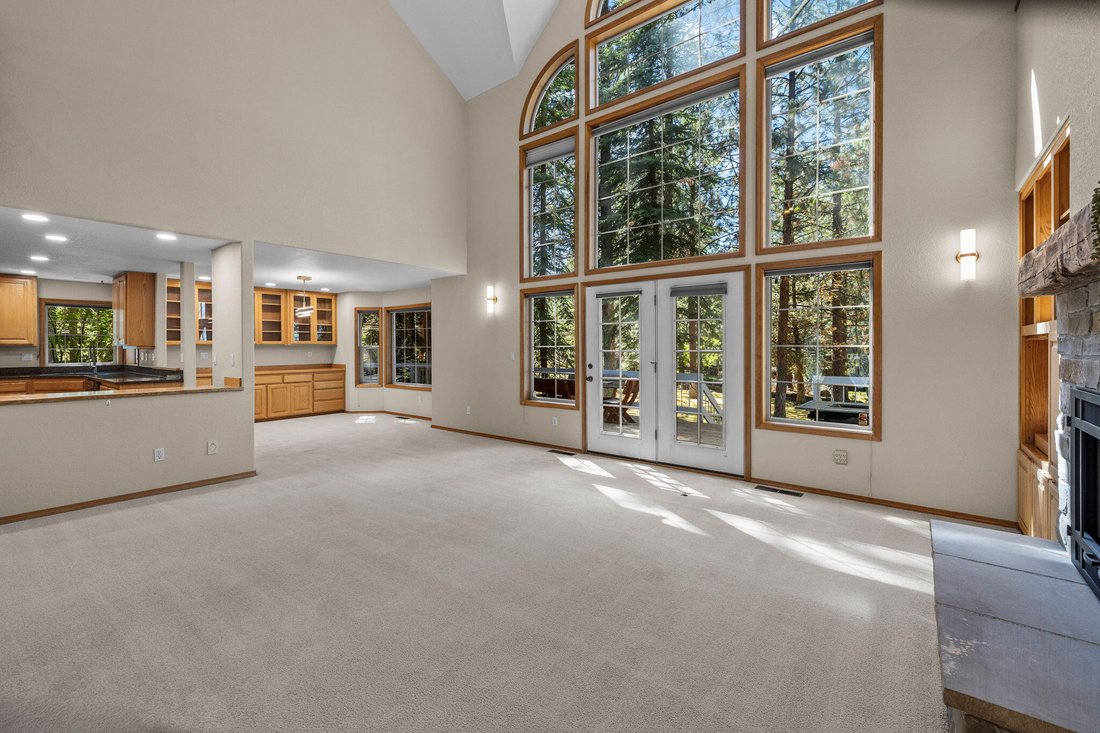 House in Bend, Oregon, United States 3 - 17945485