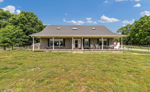 House in Chuckey, Tennessee, United States 1